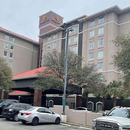La Quinta By Wyndham San Antonio Airport Hotel Buitenkant foto